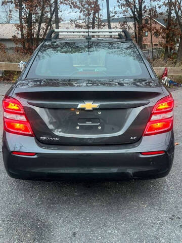 2018 Chevrolet Sonic LT Auto