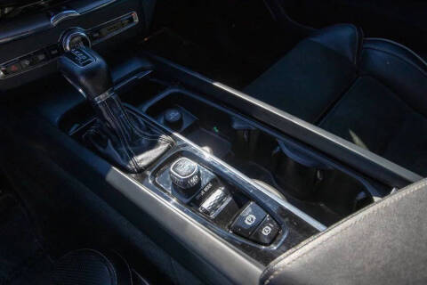 2019 Volvo XC60 T5 R-Design