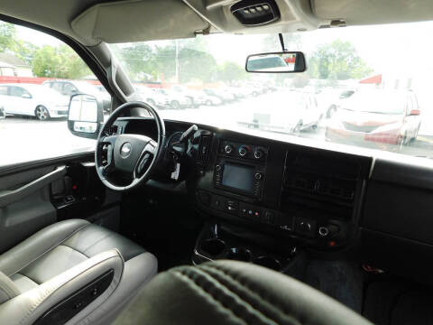 2018 Chevrolet Express 2500