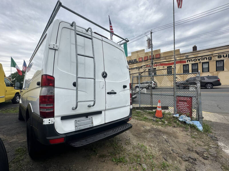 2011 Mercedes-Benz Sprinter 2500