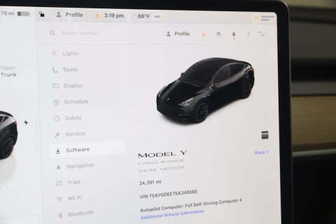 2025 Tesla Model Y Long Range