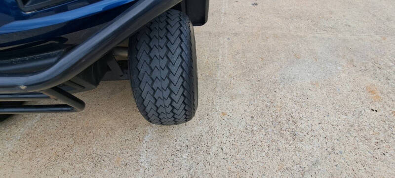 2013 2013 Cushman Flat bed