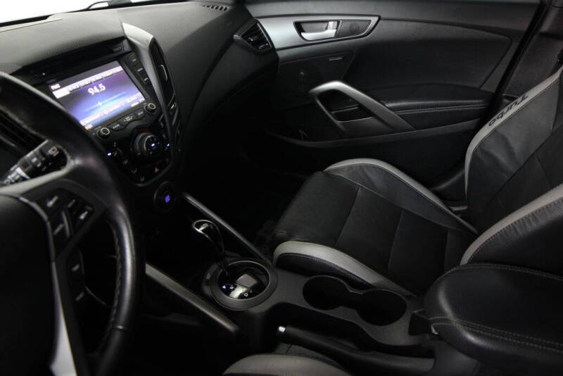 2016 Hyundai Veloster
