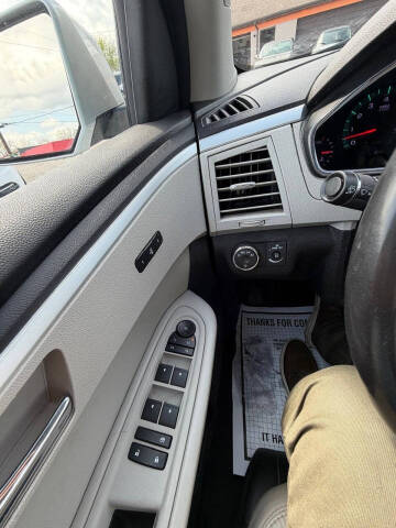 2011 Chevrolet Traverse LTZ