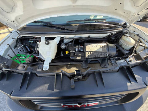 2016 GMC Savana 2500