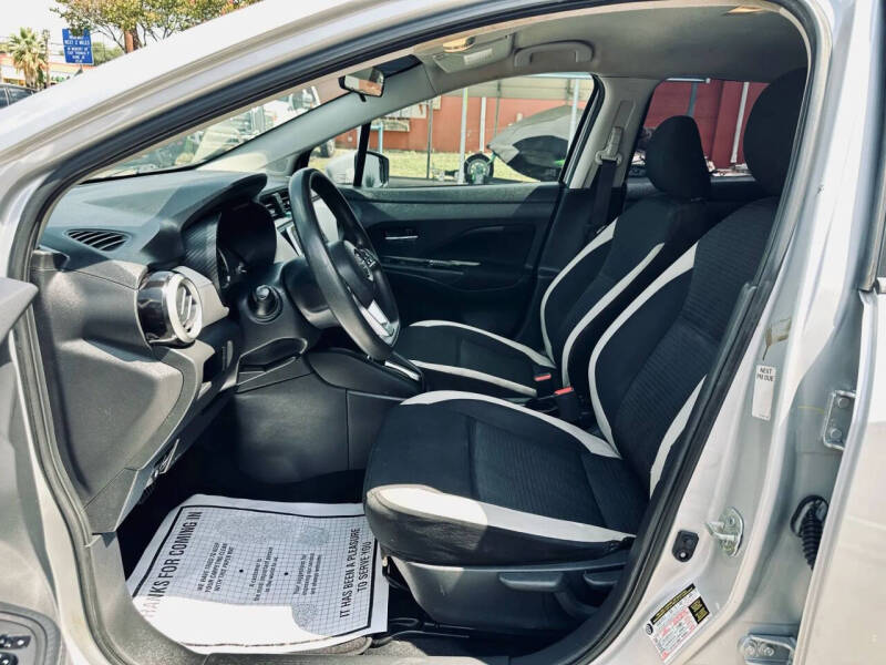 2021 Nissan Versa SV