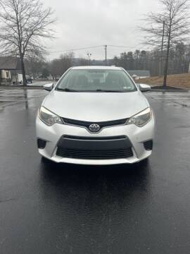 2015 Toyota Corolla for sale at Automobile Gurus LLC in Knoxville TN