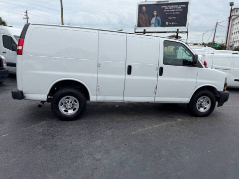 2021 Chevrolet Express 2500