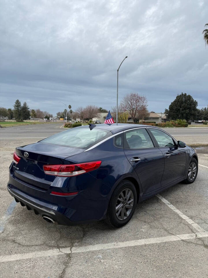 2019 Kia Optima for sale at 1Up Motors in Chowchilla, CA