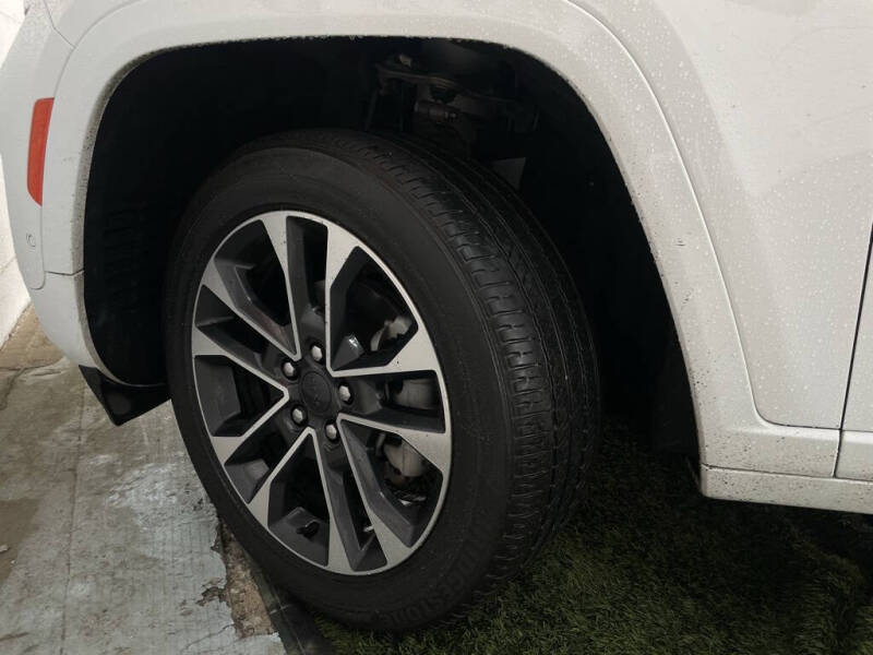 2023 Jeep Grand Cherokee Overland