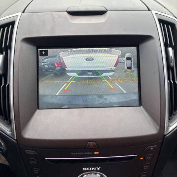 2017 Ford Edge Titanium