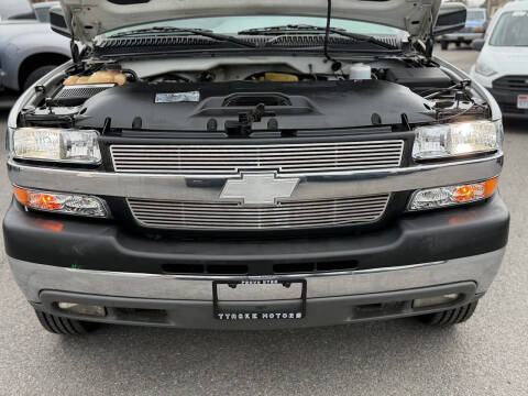 2002 Chevrolet Silverado 3500 LS