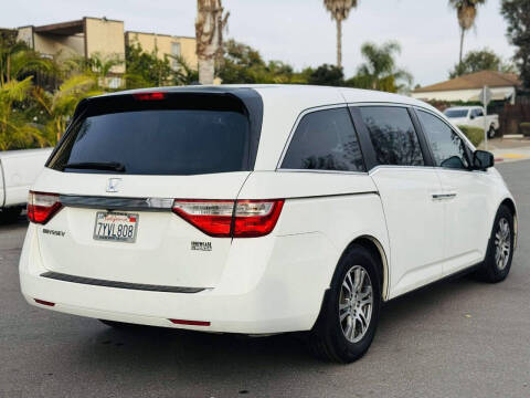 2011 Honda Odyssey EX-L w/DVD