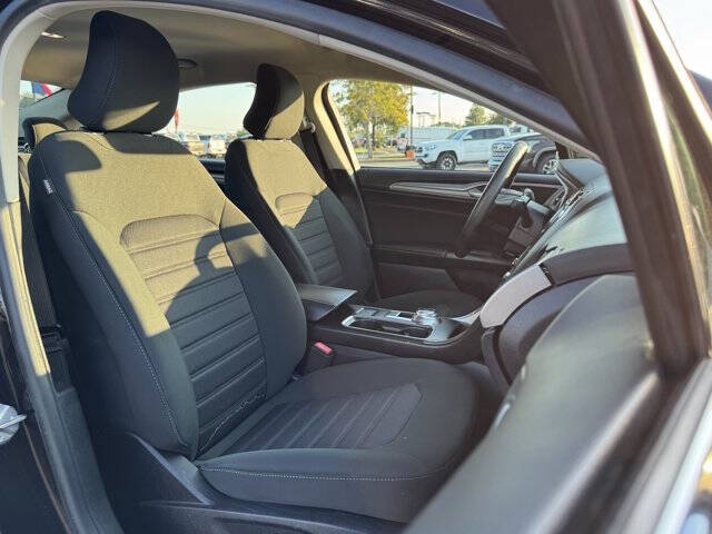 2019 Ford Fusion Hybrid SE