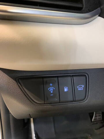 2023 Genesis G70