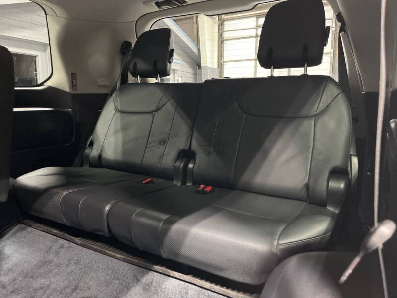 2019 Lexus LX 570