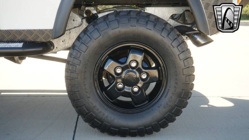 1986 Land Rover Defender