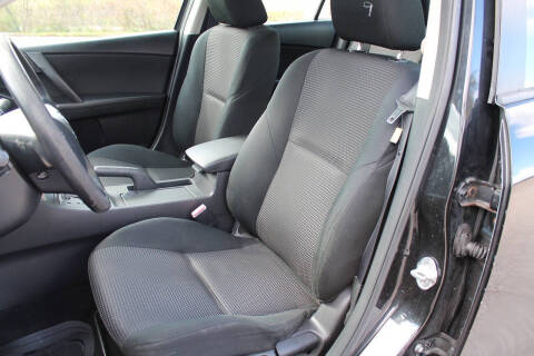 2013 Mazda MAZDA3 i SV