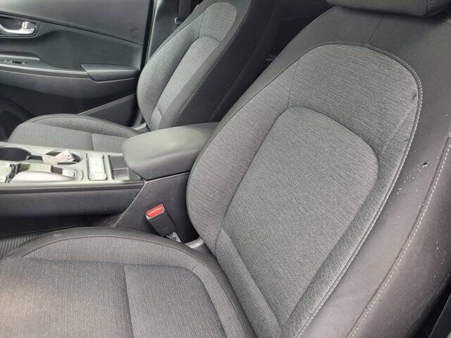 2023 Hyundai Kona Electric SE