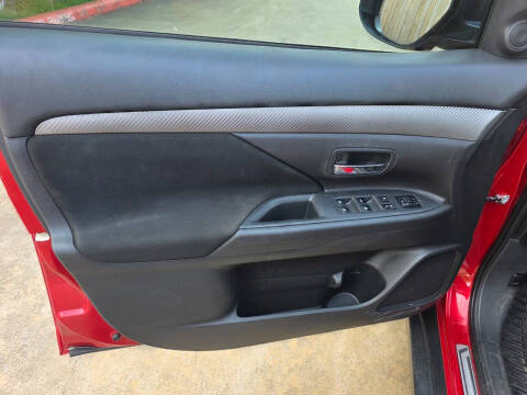 2016 Mitsubishi Outlander SEL