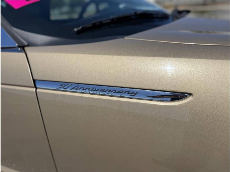 2005 Ford Thunderbird Deluxe