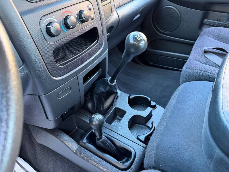2004 Dodge Ram 2500 Pickup SLT - Photo 3