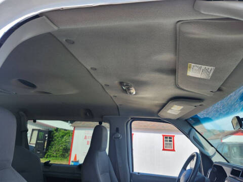2010 Ford E-Series E-350 SD XL