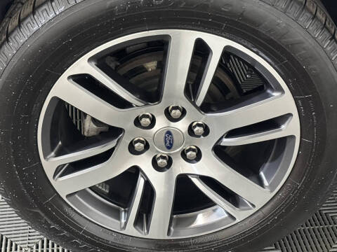 2022 Ford Expedition XLT