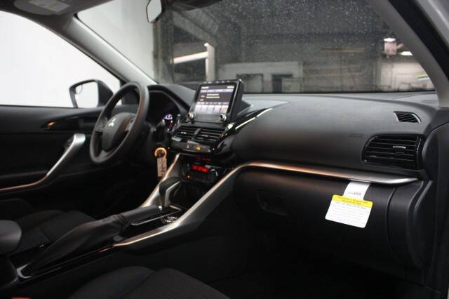2026 Mitsubishi Eclipse Cross ES