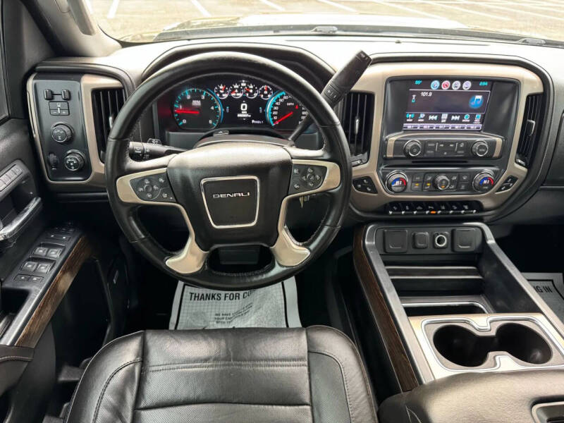 2017 GMC Sierra 2500HD Denali