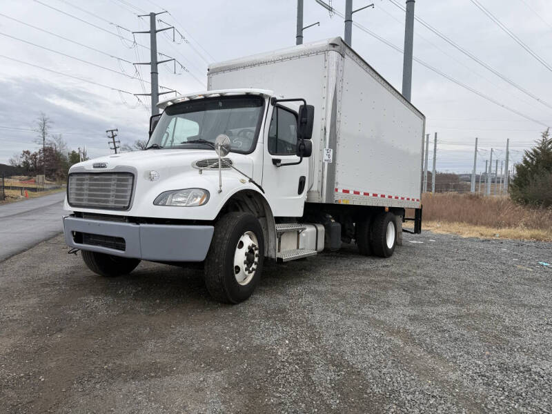 2018 Freightliner M2 106