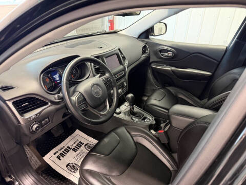 2019 Jeep Cherokee Latitude Plus