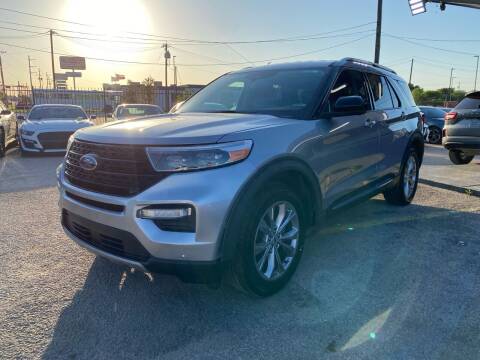 2022 Ford Explorer for sale at Cow Boys Auto Sales LLC in Garland TX