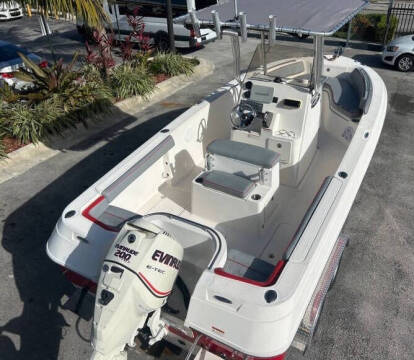 2009 Wellcraft 210 FISHERMAN