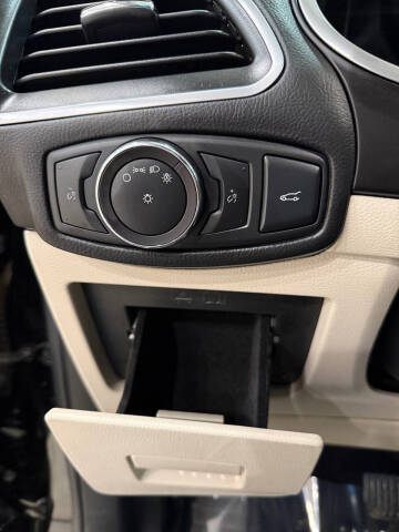 2016 Ford Edge Titanium