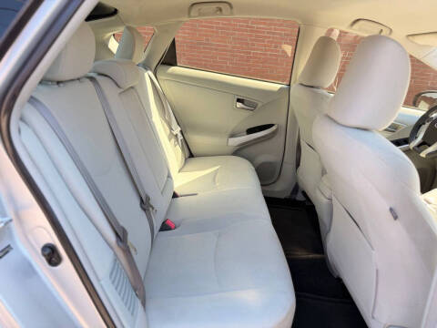 2012 Toyota Prius Two