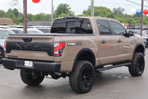 2021 Nissan Titan