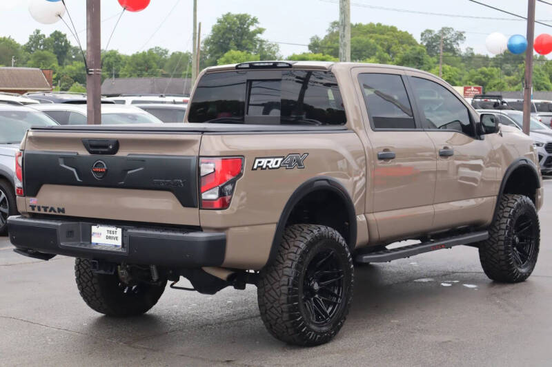 2021 Nissan Titan