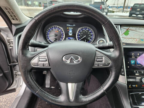 2015 Infiniti Q50 Premium