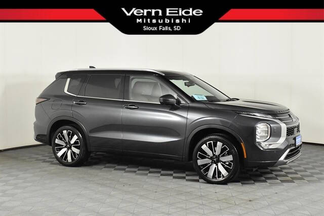 2025 Mitsubishi Outlander SEL