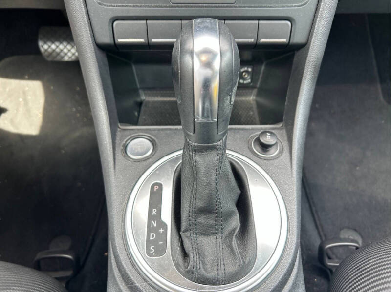 2012 Volkswagen Beetle