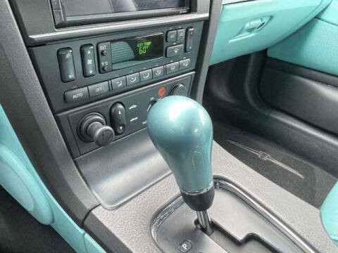 2002 Ford Thunderbird Deluxe