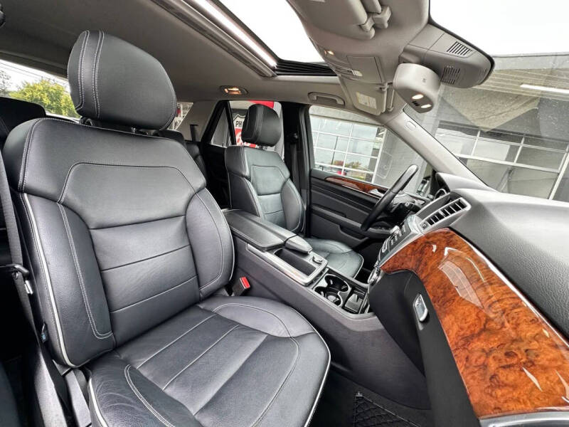 2012 Mercedes-Benz M-Class ML 550