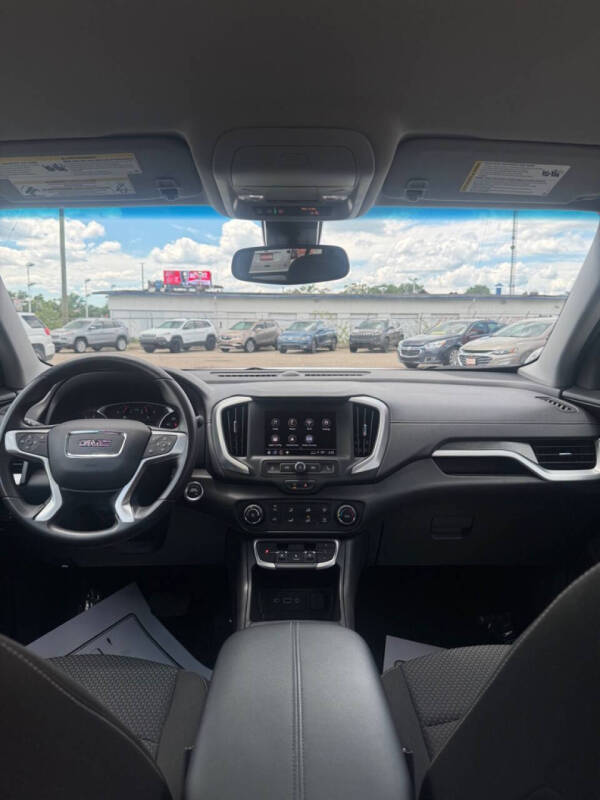2024 GMC Terrain SLE
