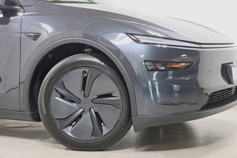 2026 Tesla Model Y Long Range