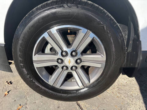 2017 Chevrolet Traverse LT