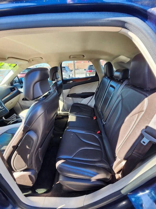 2017 Lincoln MKC Select