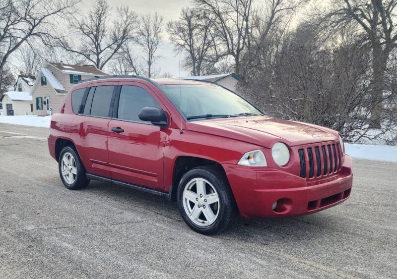 2009 Jeep Compass Sport photo 3