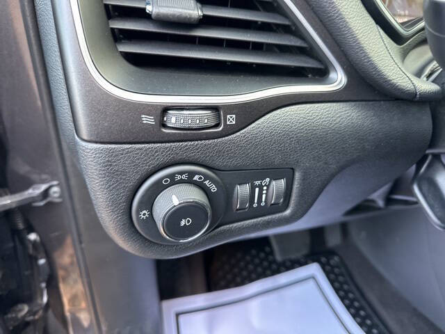 2019 Jeep Cherokee Trailhawk