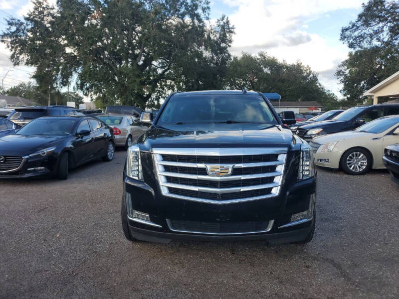 2017 Cadillac Escalade Standard